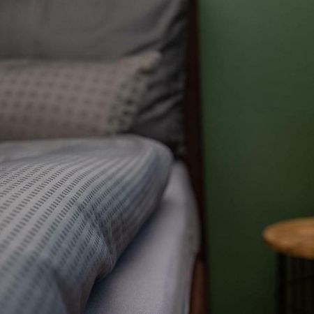 Weingut Gerd Muellers Hotell Kröv Exteriör bild