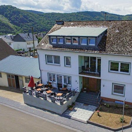 Weingut Gerd Muellers Hotell Kröv Exteriör bild