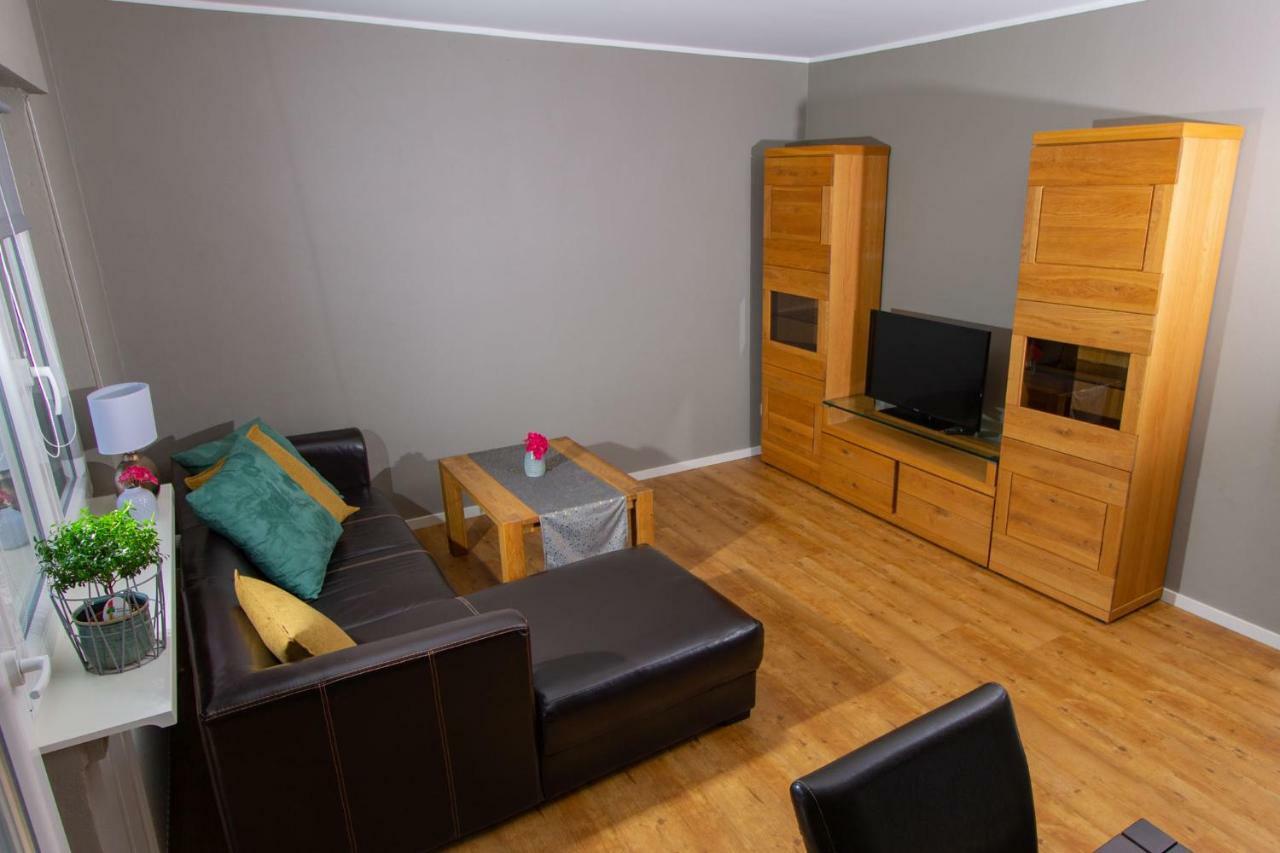 Weingut Gerd Muellers Hotell Kröv Exteriör bild