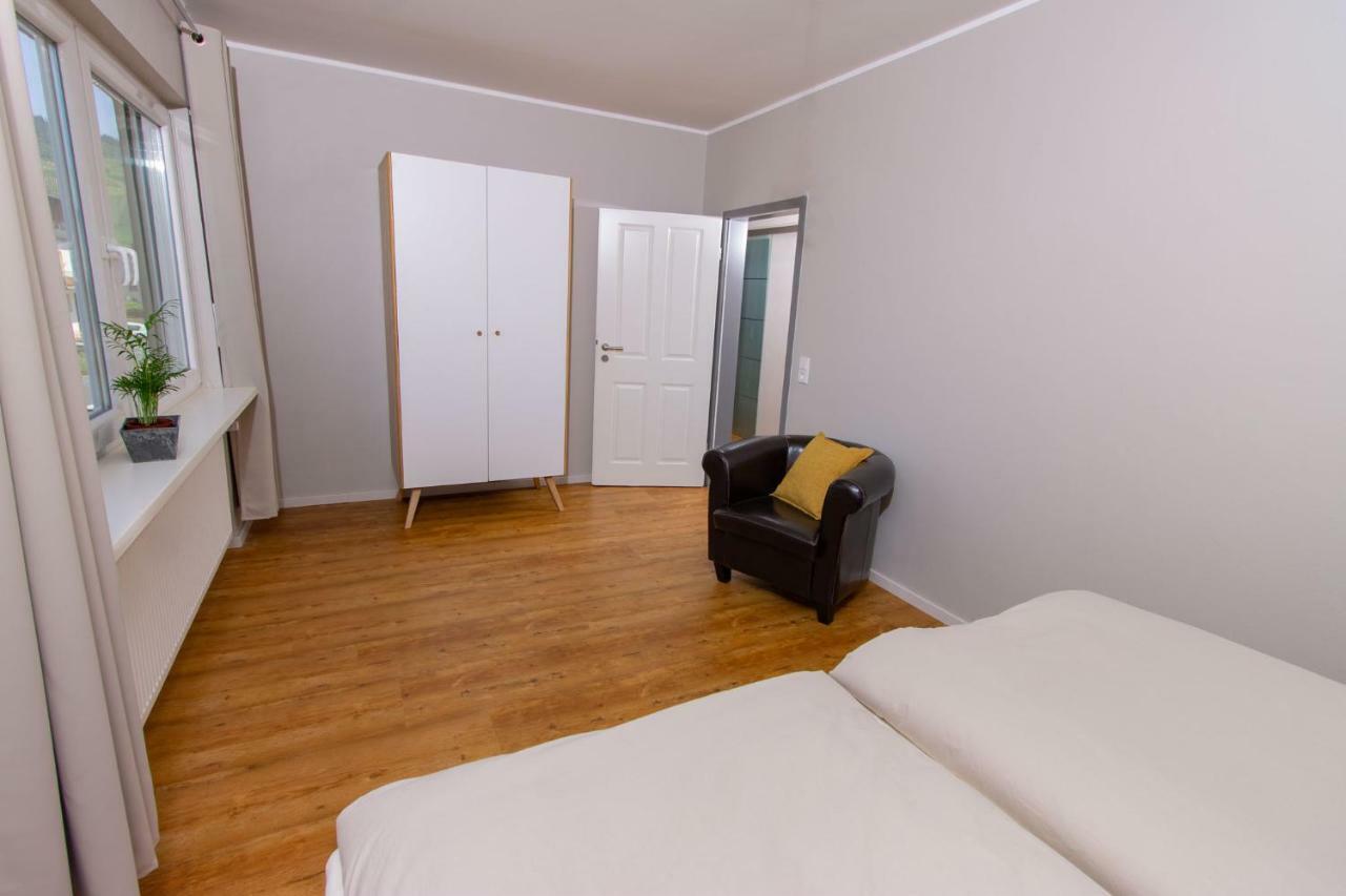 Weingut Gerd Muellers Hotell Kröv Exteriör bild